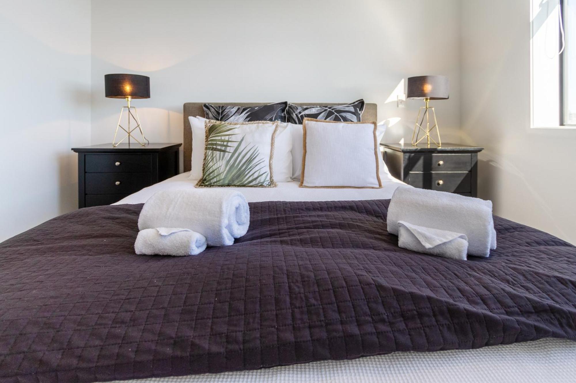 Central Escape On Cashel Street 2 Bed 2 Bath クライストチャーチ エクステリア 写真